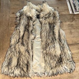 TCEC Faux Fur Vest in Black and Cream